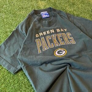 Vintage 90s pro player Green Bay Packers embroidered cotton t-shirt size medium